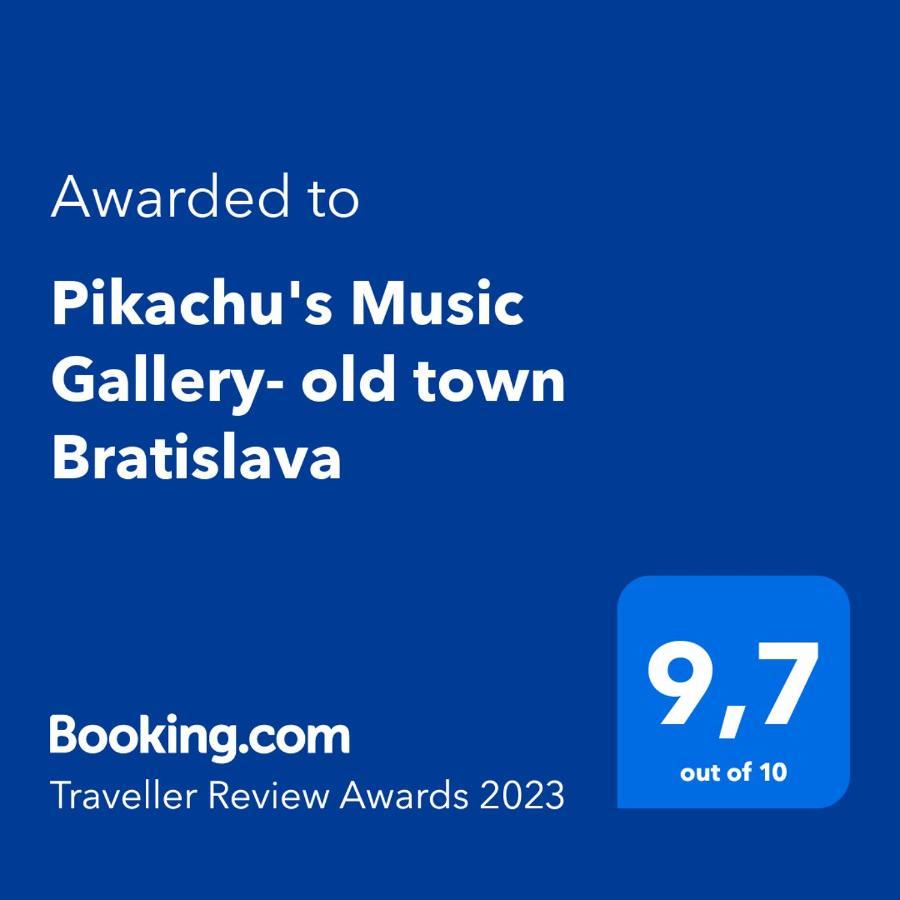 Pikachu'S Gallery - Historical Old Town Bratislava Bagian luar foto